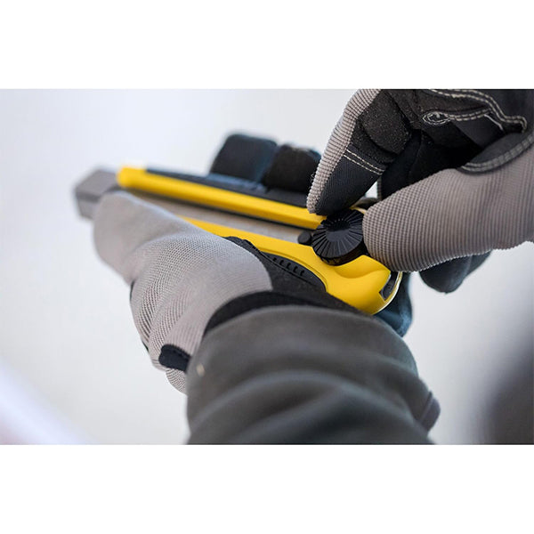 Cutter - (Conf. 6pz) - Coltello bi-material - Dynagrip - Taglierino lama 25mm - Stanley - 1-10-425 - (Confezione multipla) Cutter - (Conf. 6pz) - Coltello bi-material - Dynagrip - Taglierino lama 25mm - Stanley - 1-10-425 - (Confezione multipla)